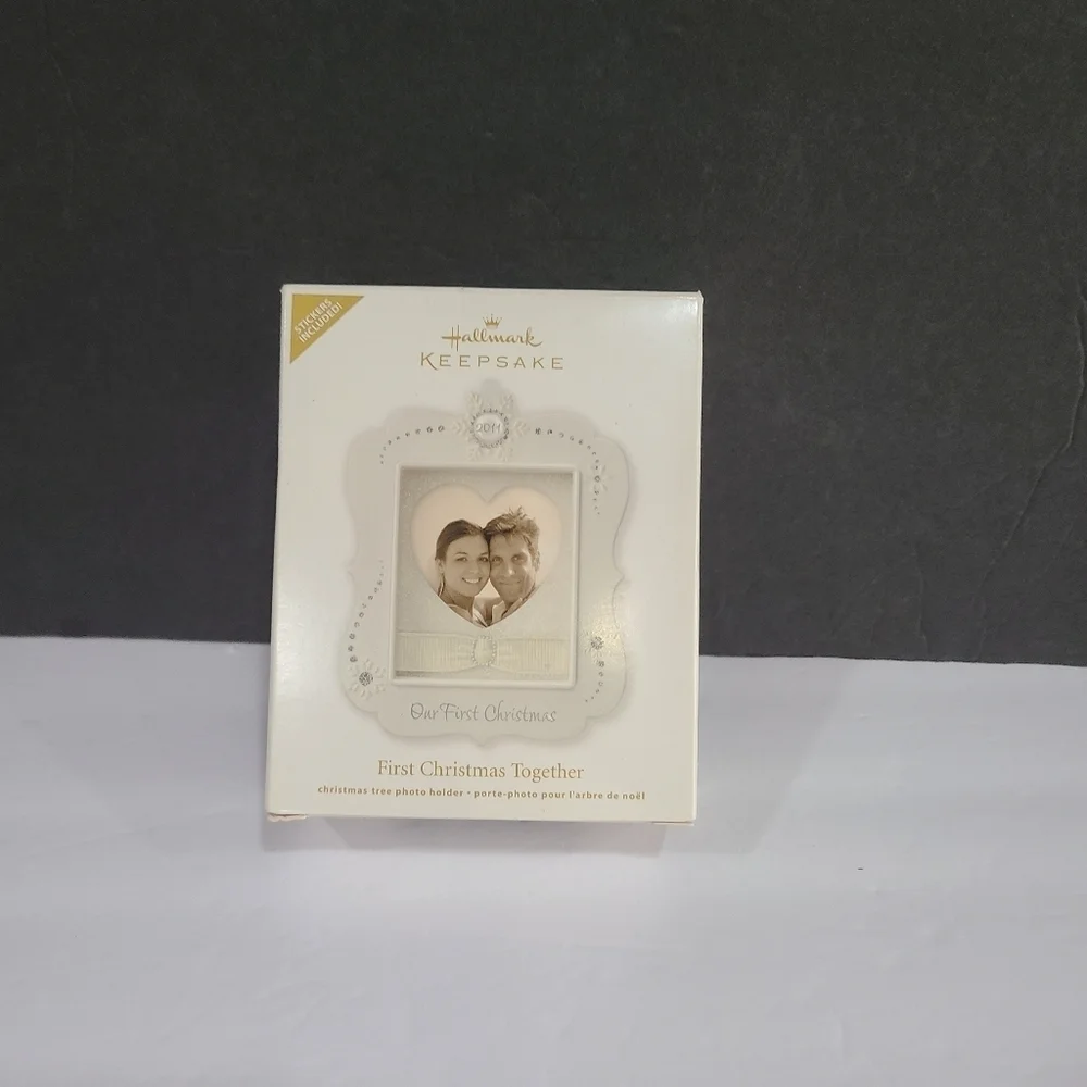 Hallmark Keepsake Ornament 2011 photo frame  First Christmas Together